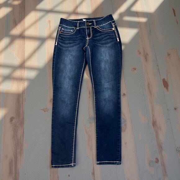 Maurices DarkWash Low Rise Stretch Jeans Size Small 26x29 #2 - Picture 1 of 6